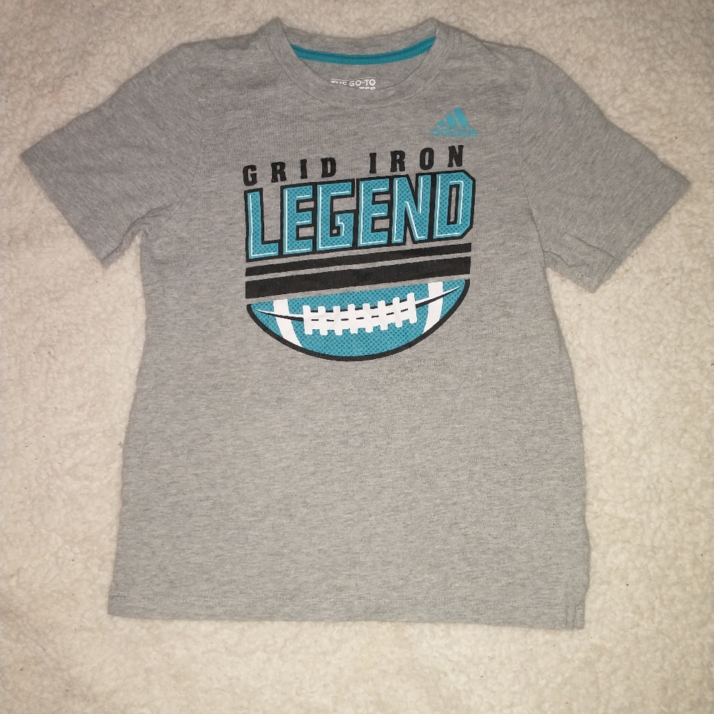 Adidas boys t-shirt size 7